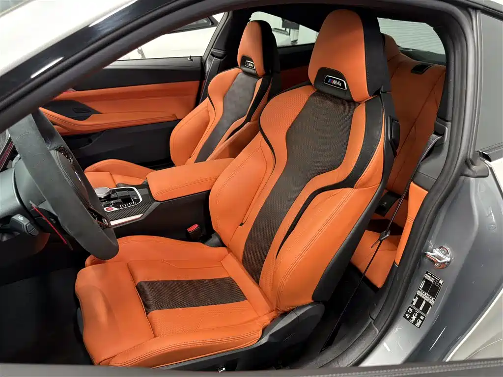BMW M4 2024 BMW M4 Coupe Competition фото 9