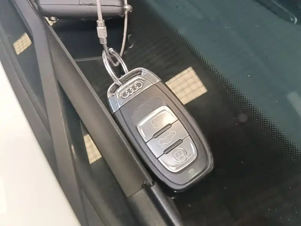 Фото 9 - Audi A5 (Import)