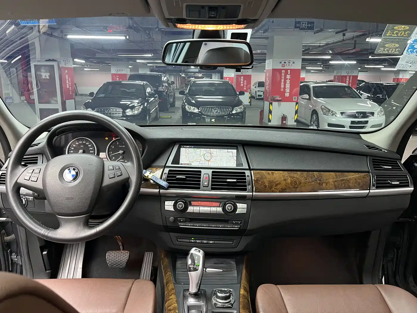 BMW X5 (Import) 2011 xDrive35i Leading Edition фото 20