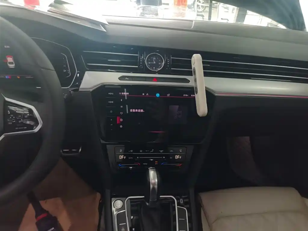 Volkswagen Magotan 2023 2 Million Units Anniversary Edition 330TSI DSG Leading Type фото 13