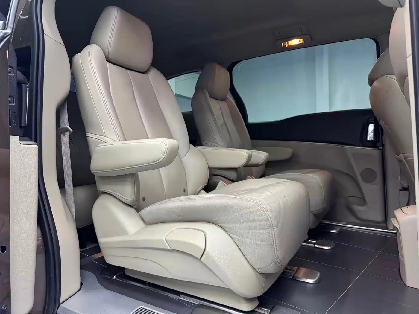 Buick GL8 2018 28T Luxury Model China VI фото 11