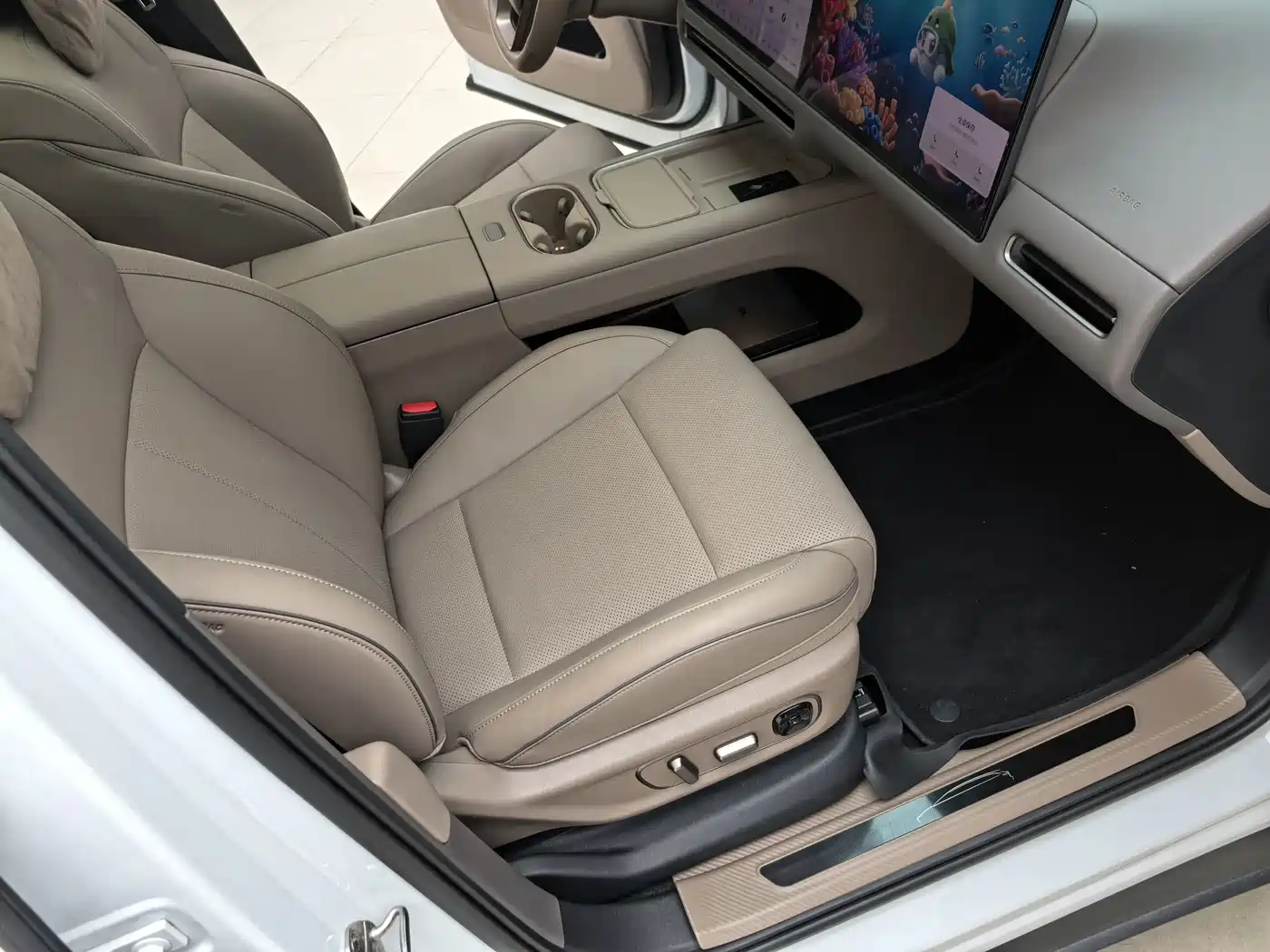 Li Auto i6 2026 2025 2WD Base Model