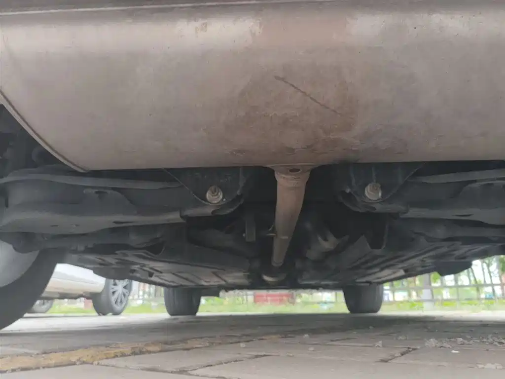 Lynk & Co 02 2018 Model 1.5T DCT 2WD Yao Pro Edition China V фото 25