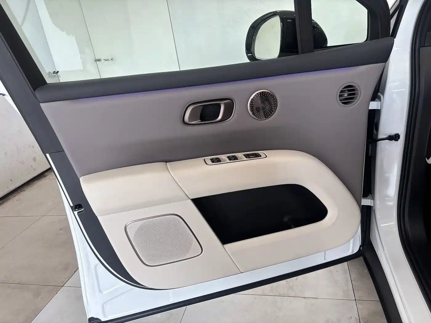 Li Auto i6 2025 2025 2WD Base Model