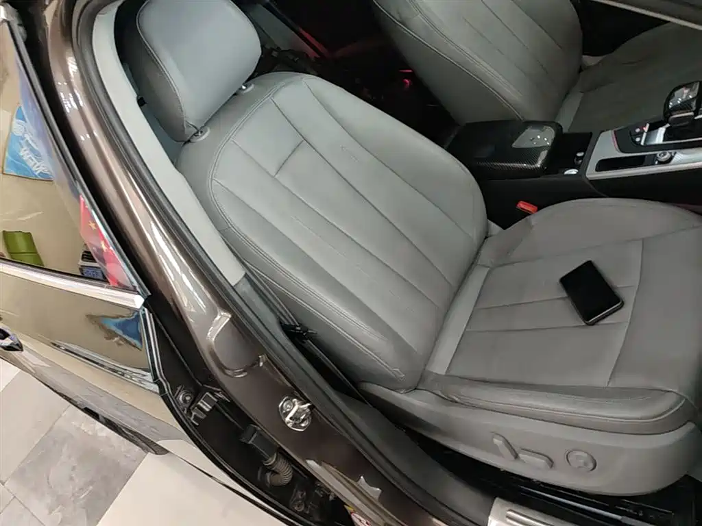 Audi A4L 2018 30th Anniversary 40 TFSI Fashion фото 25
