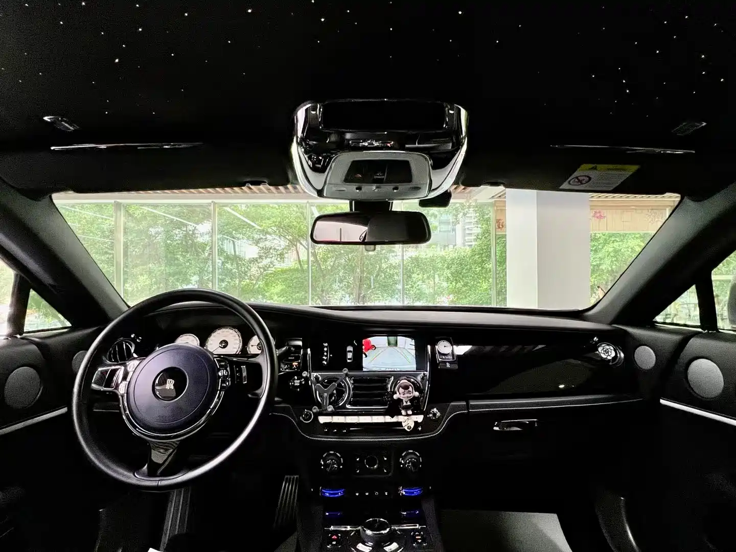 Фото 7 - Rolls-Royce Wraith