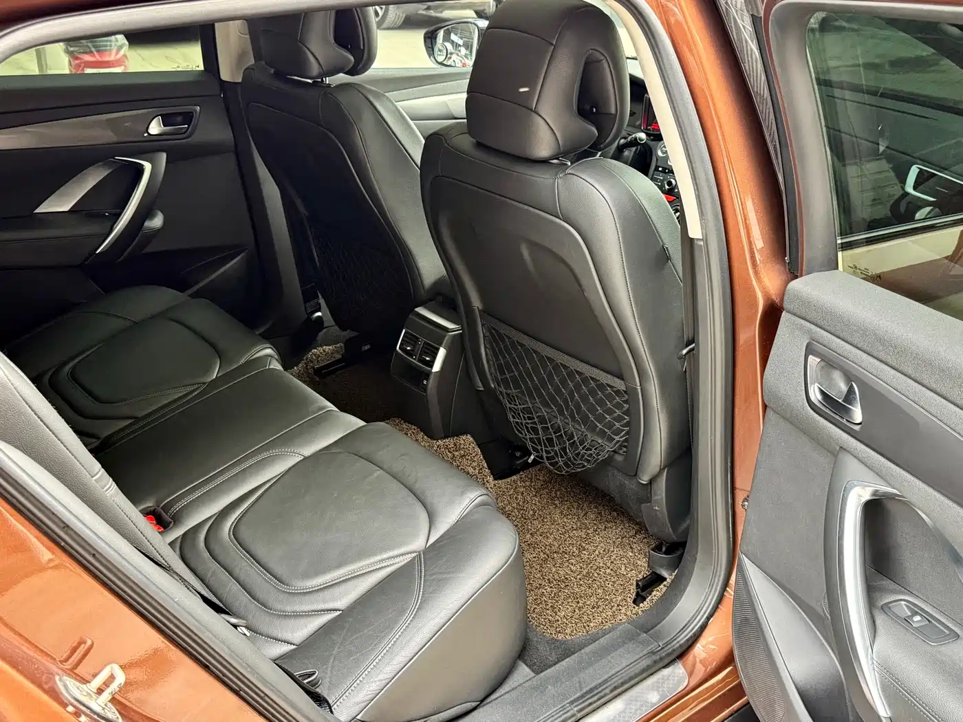DS 6 2015 2014 1.6T Luxury Edition THP160