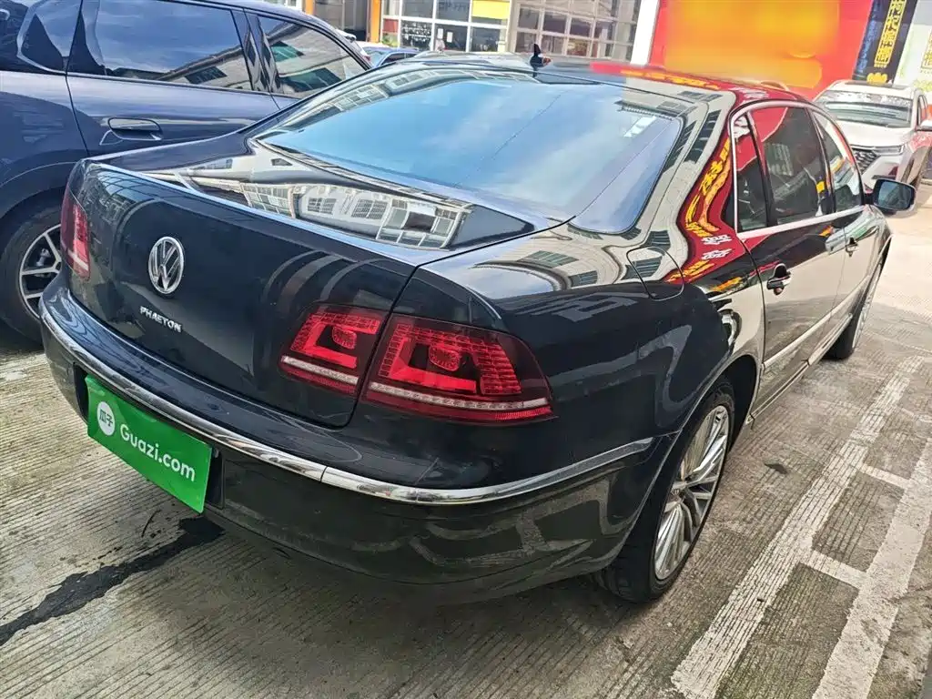 Volkswagen Phaeton 2015 Model 3.0L Exclusive Edition фото 7
