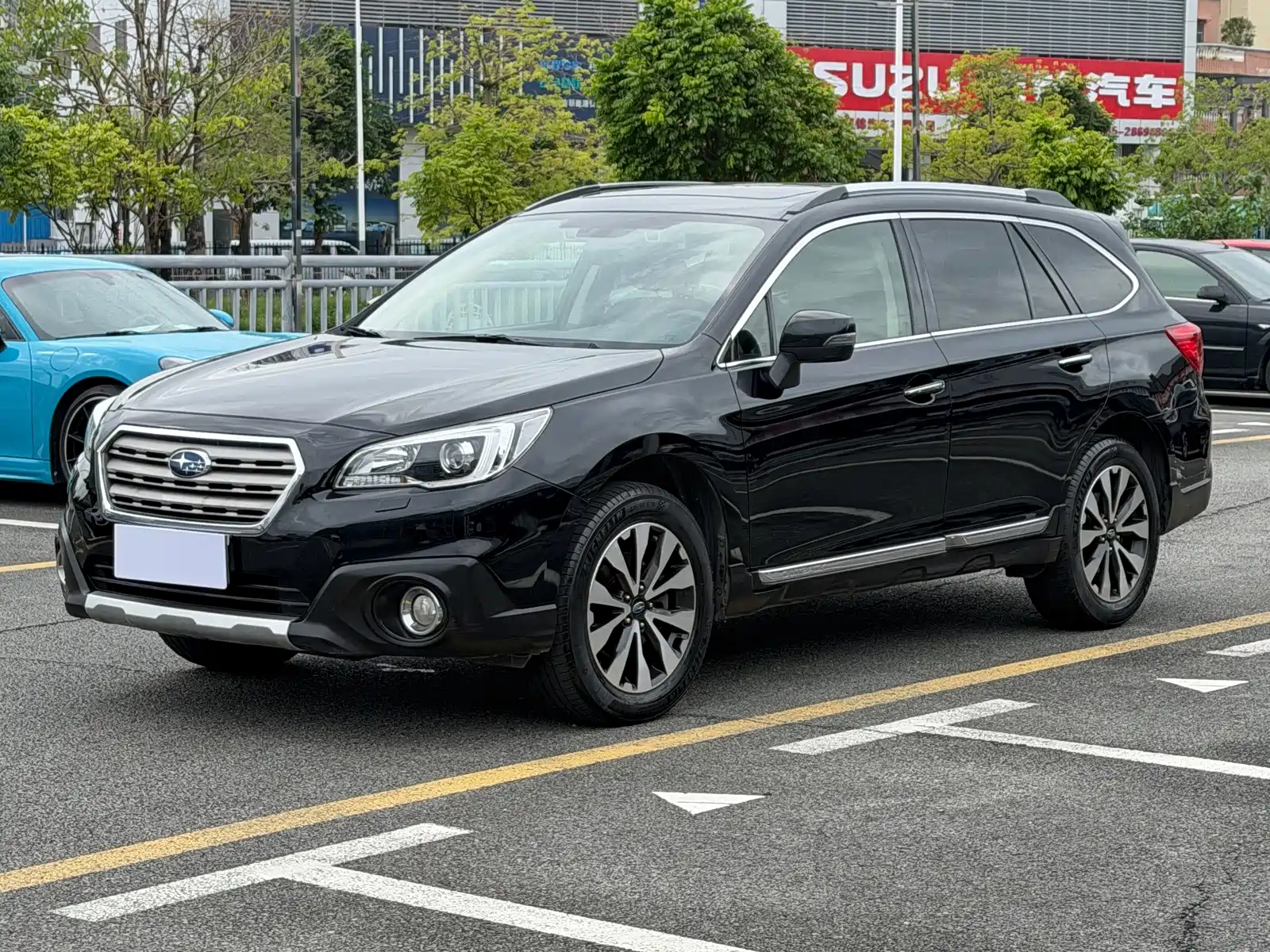 Фото 1 - Subaru Outback