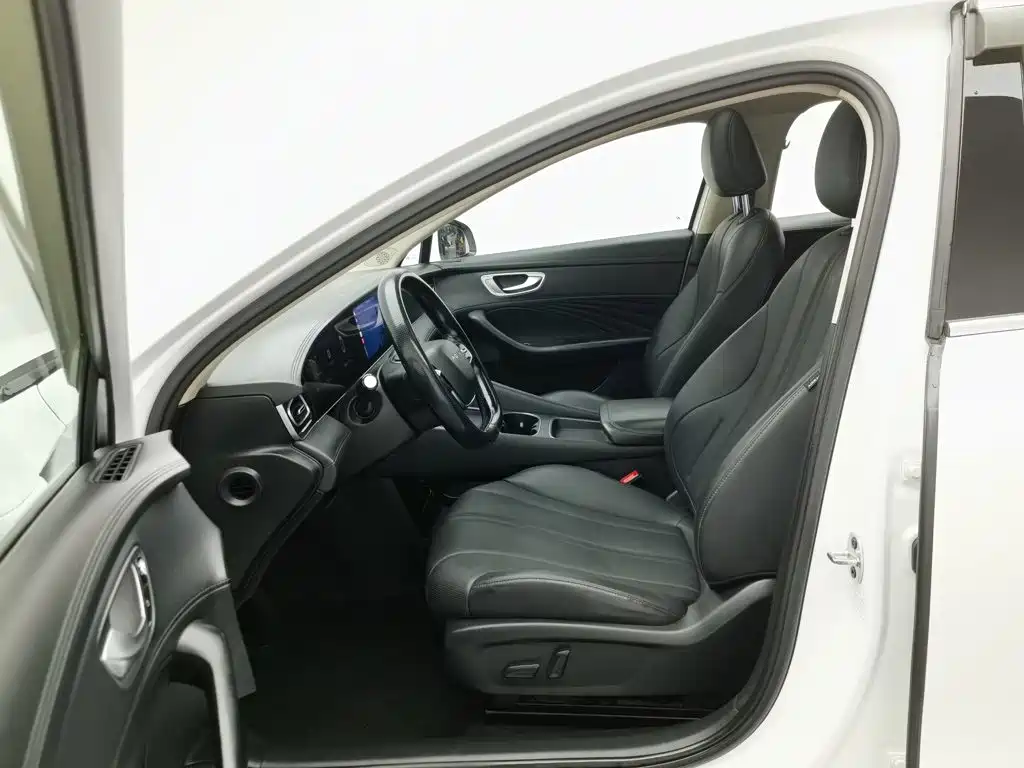 Roewe D7 2024 2023 DMH 125km Beyond Edition