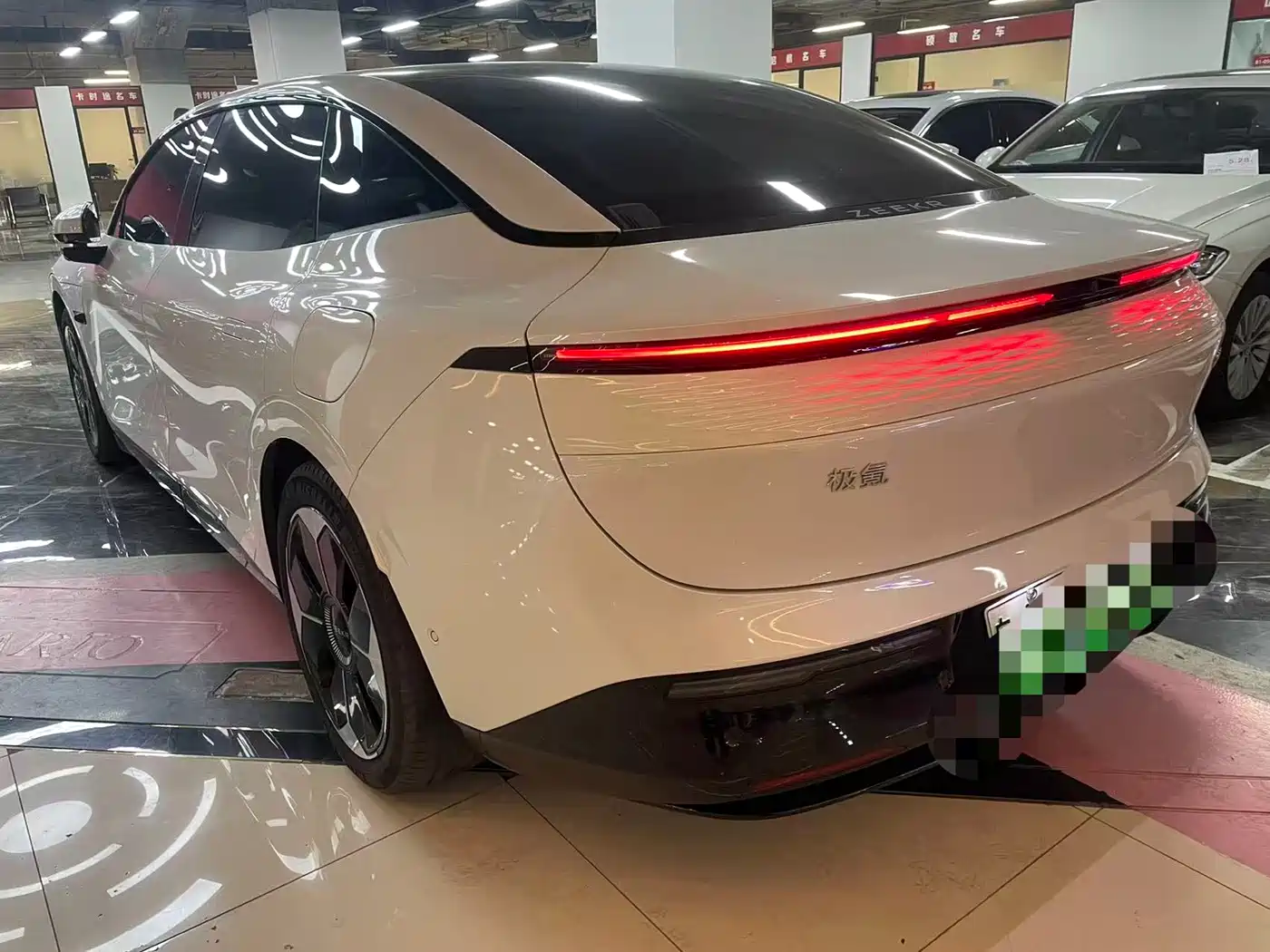 ZEEKR EXTREME KRYPTON 007