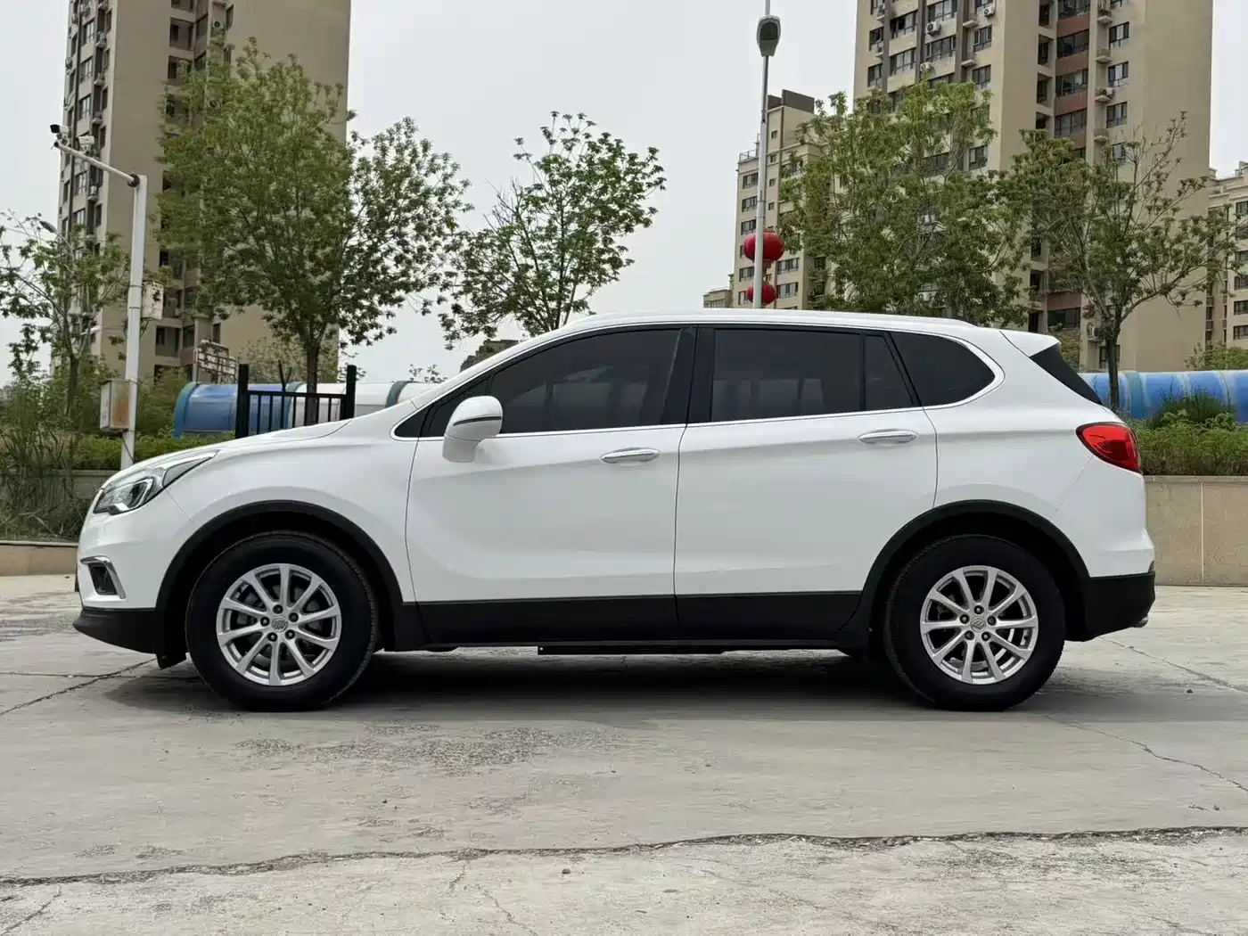 Buick Envision Plus 2017 20T FWD Premium фото 10