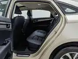 Фото 15 - Geely Emgrand GL