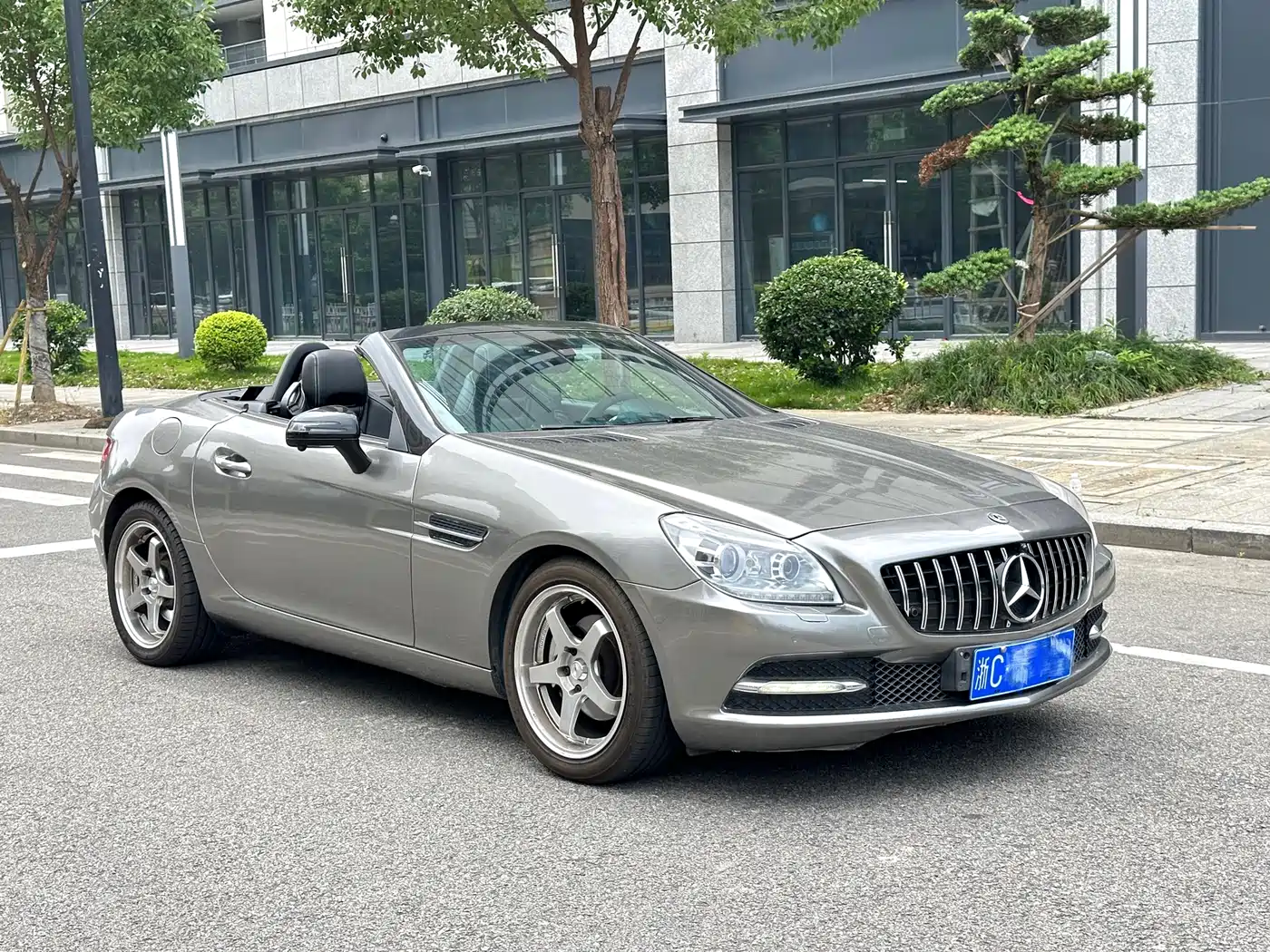 Mercedes-Benz SLK-Class 2011 SLK 200 Fashion фото 3