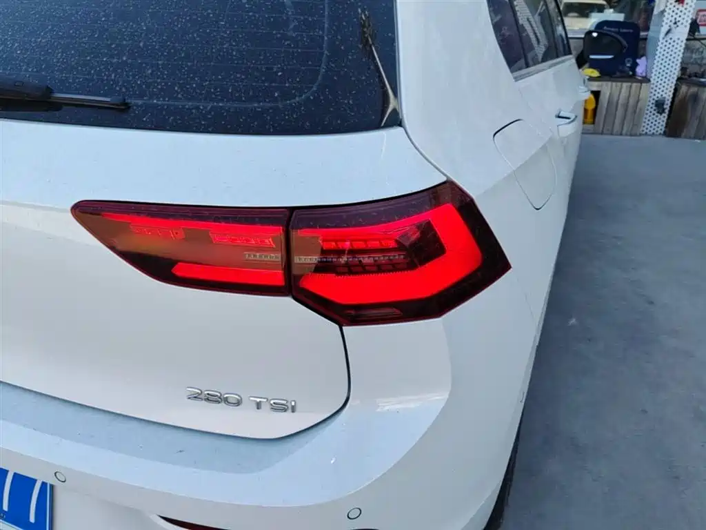 Volkswagen Golf 2021 280TSI DSG R-Line фото 8