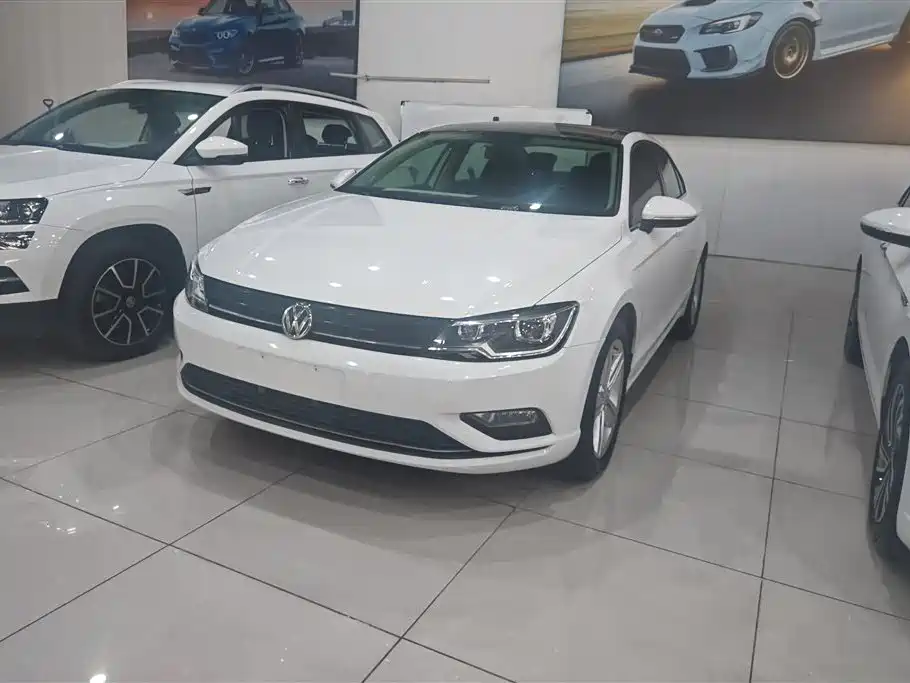 Volkswagen Lamando 2015 280TSI DSG Comfort