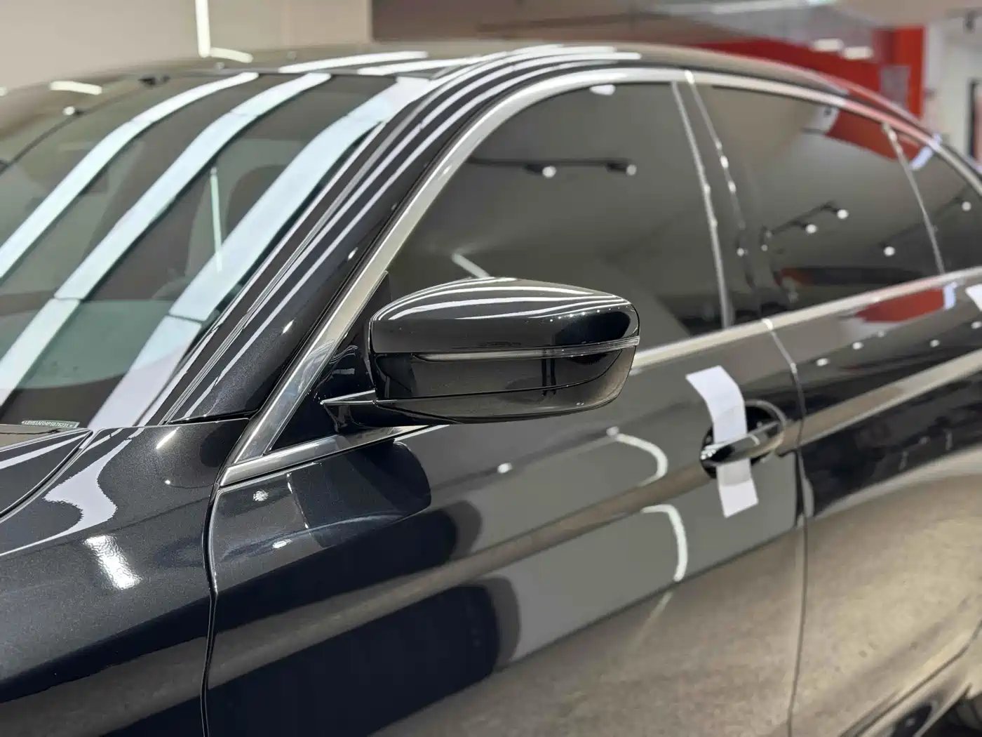 BMW 5 Series 2023 530Li Leading M Sport Package фото 9