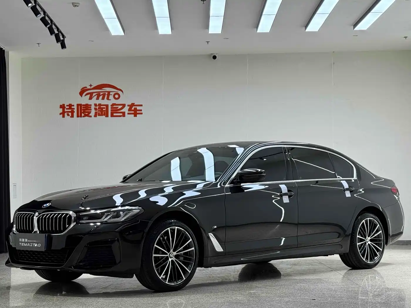 BMW 5 Series 2023 530Li Leading M Sport Package