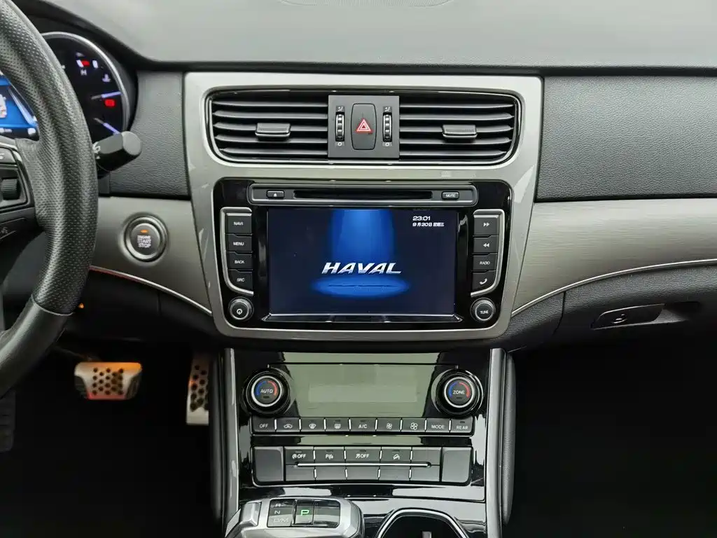 Фото 12 - Haval H8