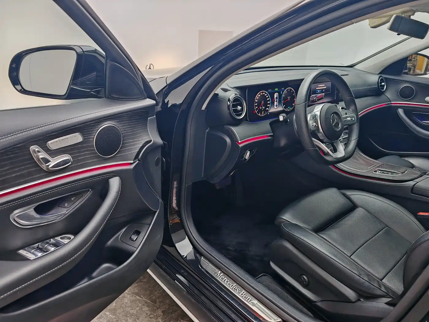 Mercedes-Benz E-Class 2020 E 260 L фото 14