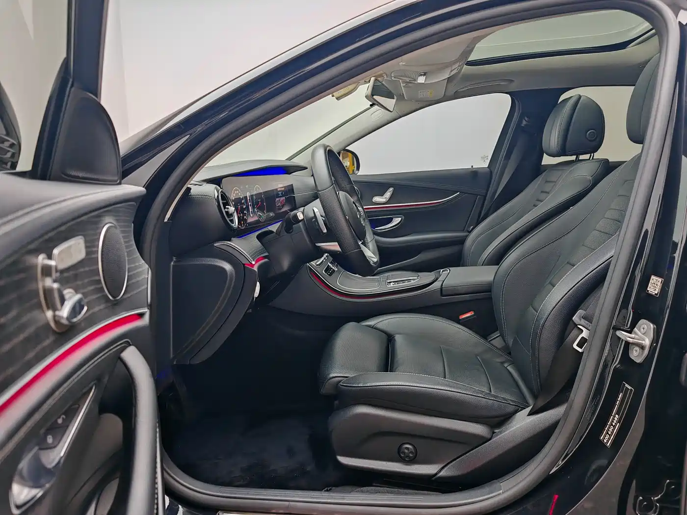 Mercedes-Benz E-Class 2020 E 260 L фото 13