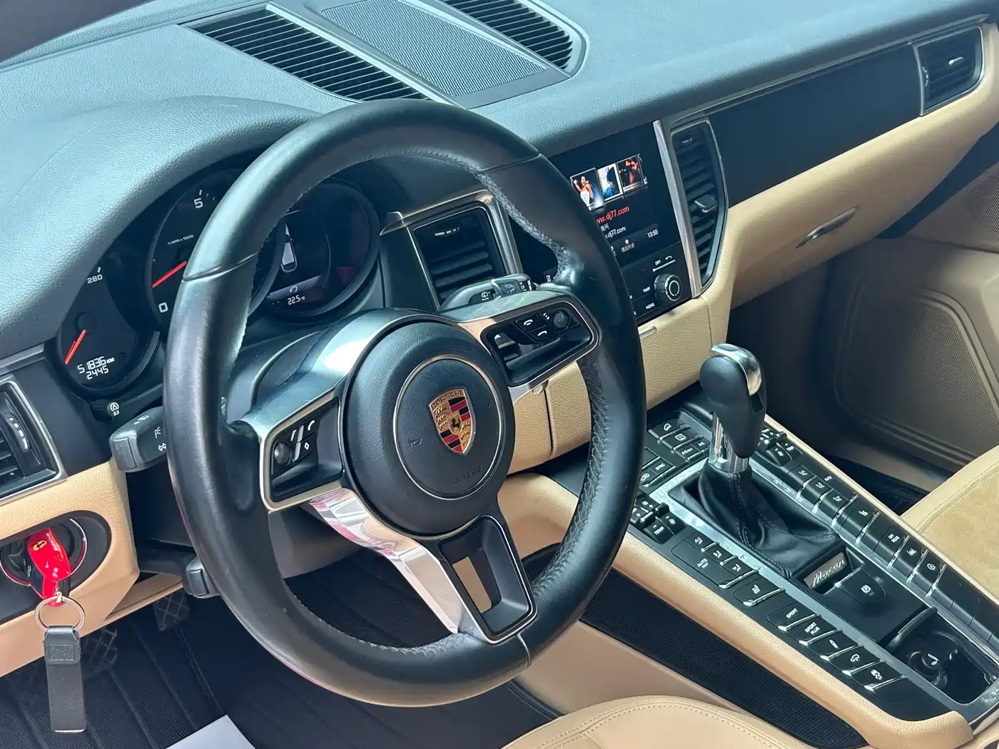 Porsche Macan 2017 Macan 2.0T фото 4