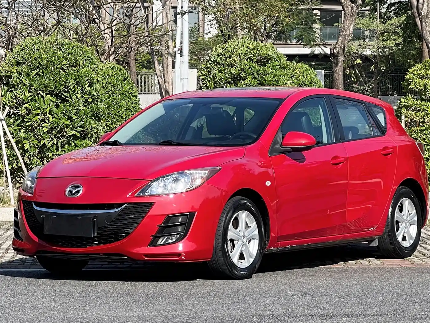 Mazda Mazda3 (Import) 2010 2010 Hatchback 1.6 Automatic Luxury