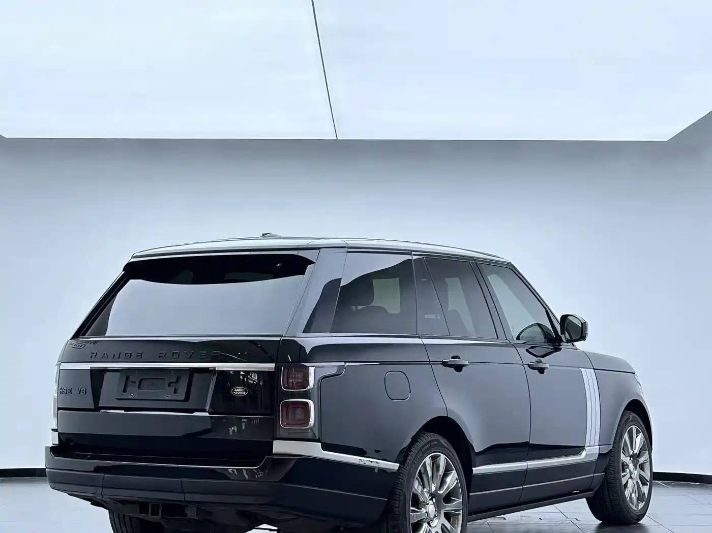 Land Rover Range Rover 2013 5.0 SC V8 AB Ultimate Genesis Edition фото 3