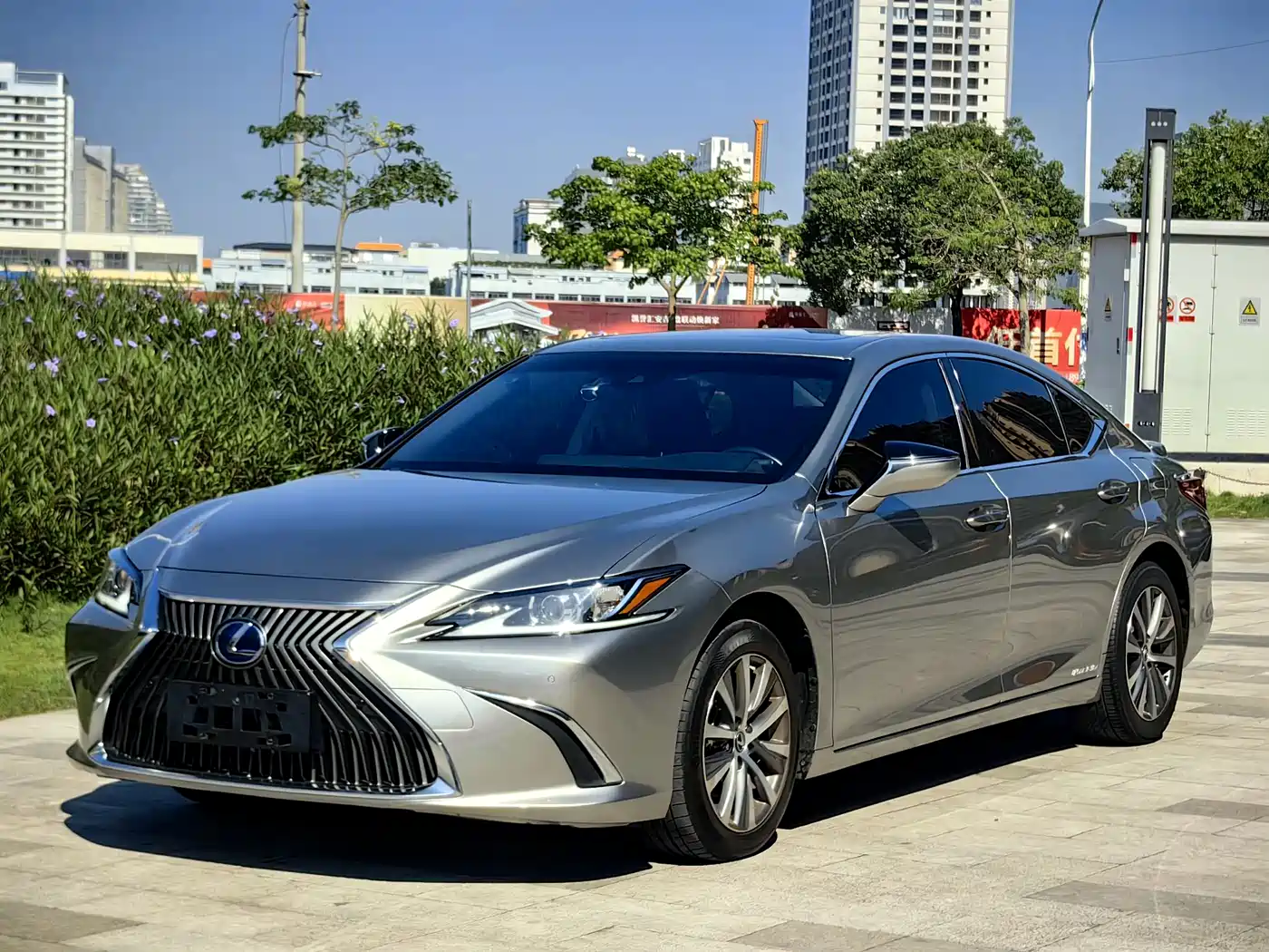 Lexus ES 2021 300h Excellence Edition