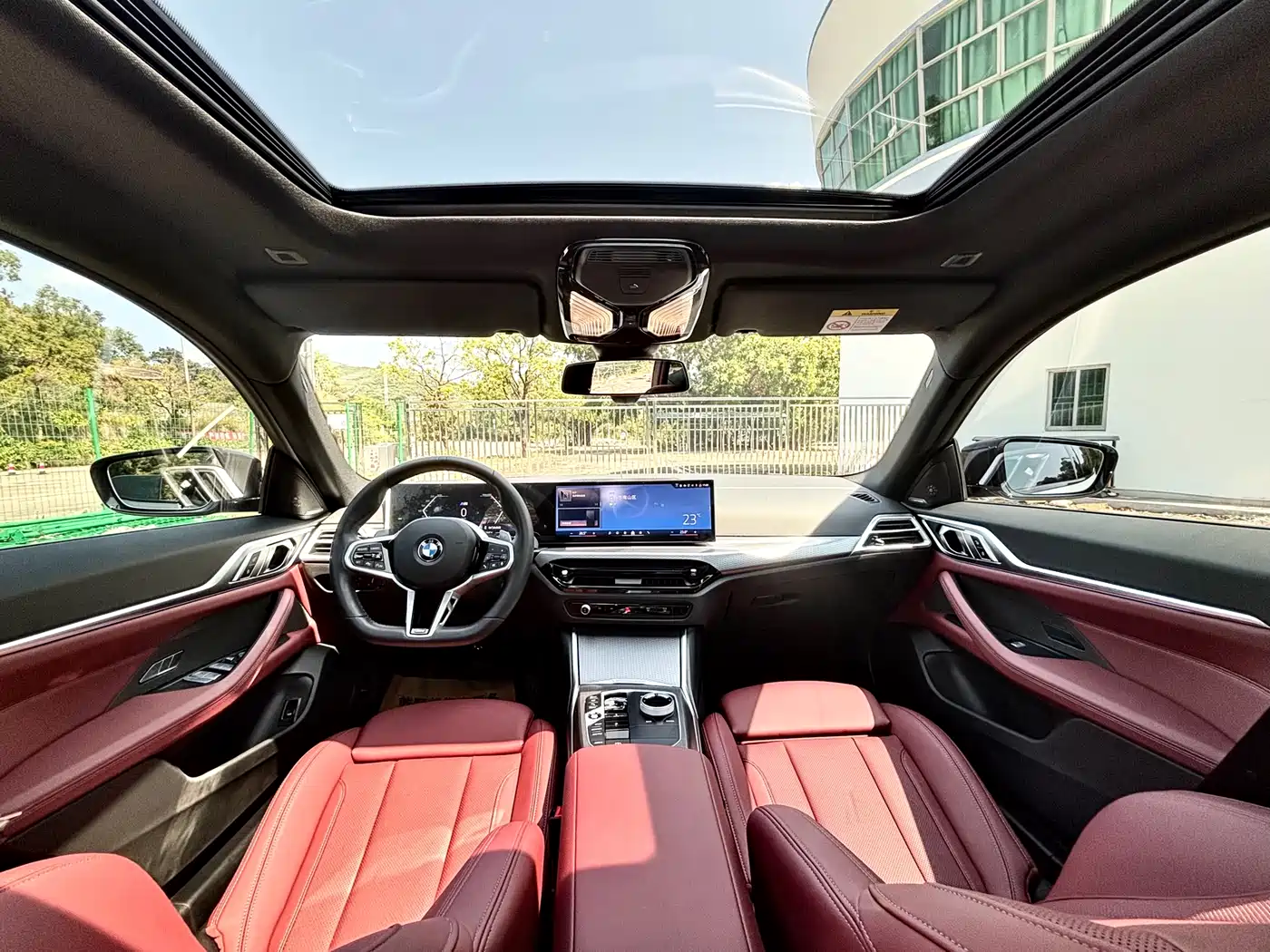 BMW 4 Series 2024 430i Gran Coupe M Sport Shadowline Package фото 13