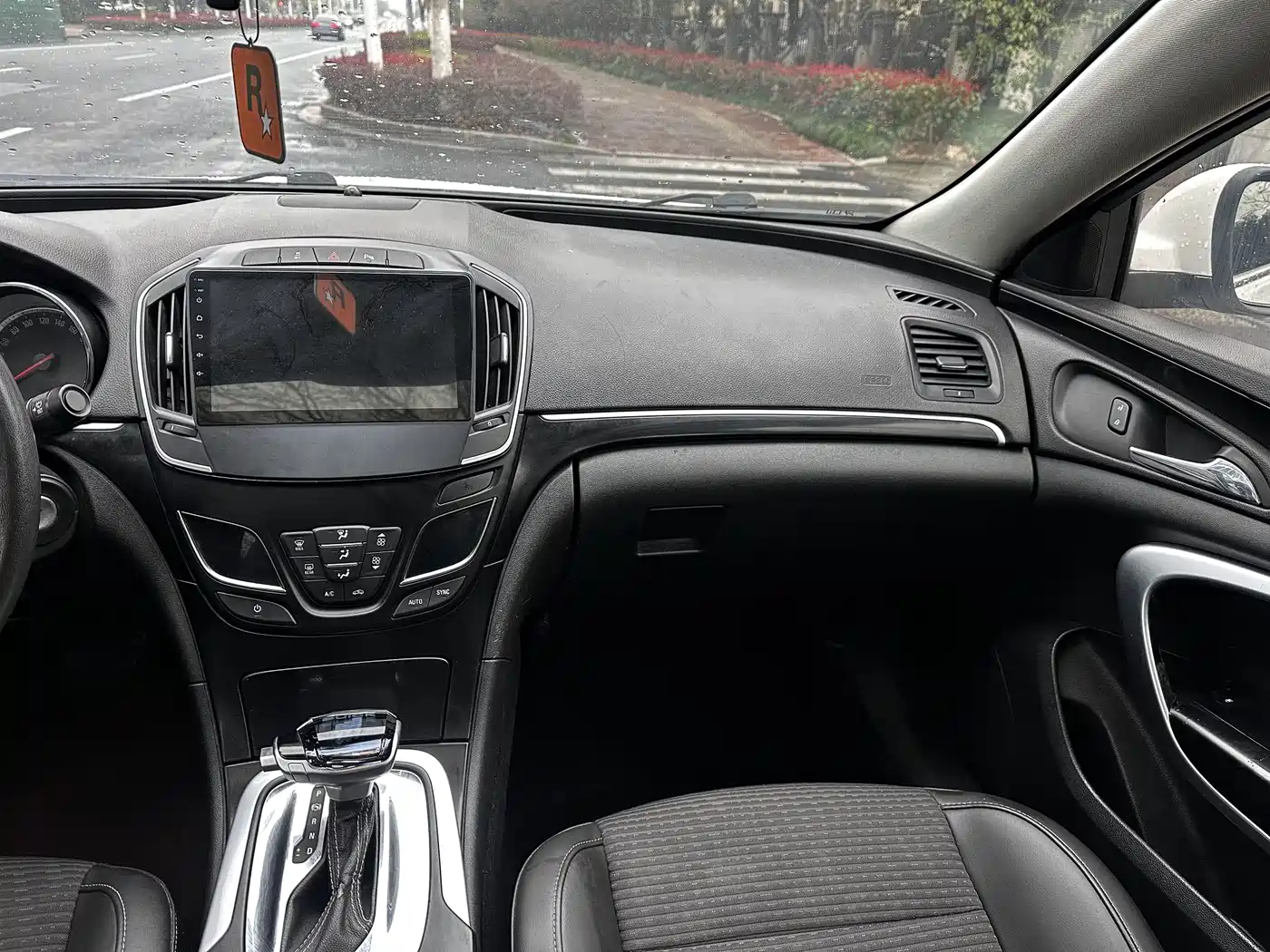 Buick Regal 2015 1.6T Leading Tech Edition фото 12