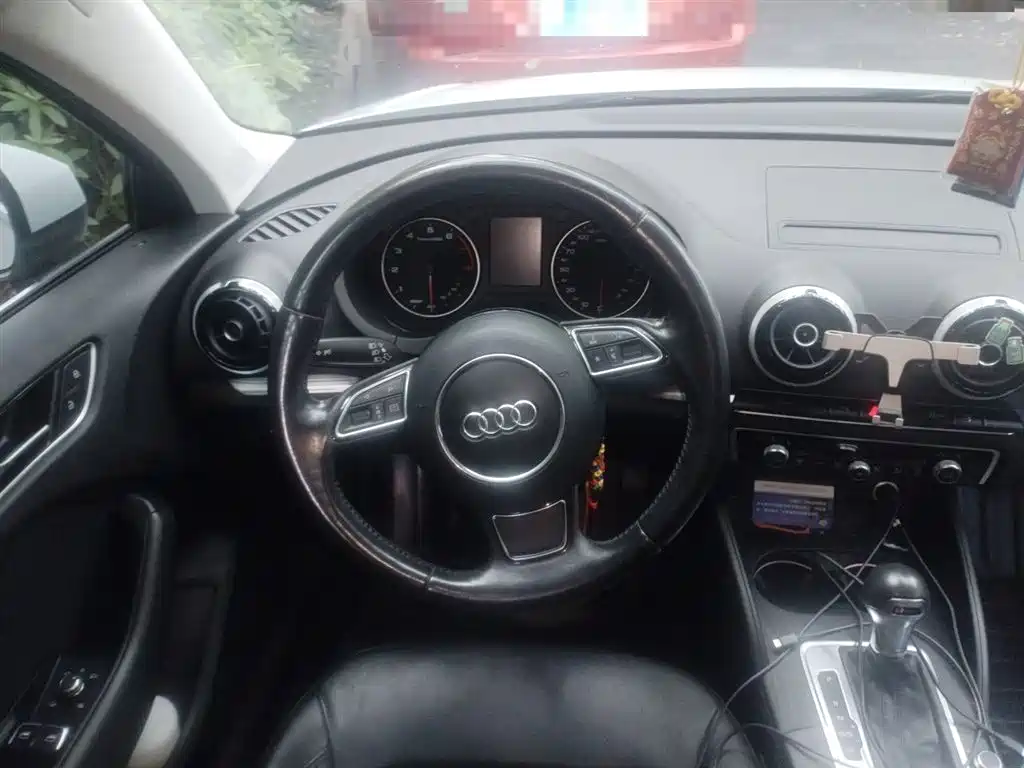 Audi A3 2015 Limousine 35 TFSI Millionth Anniversary Comfort Enjoyment Type фото 6