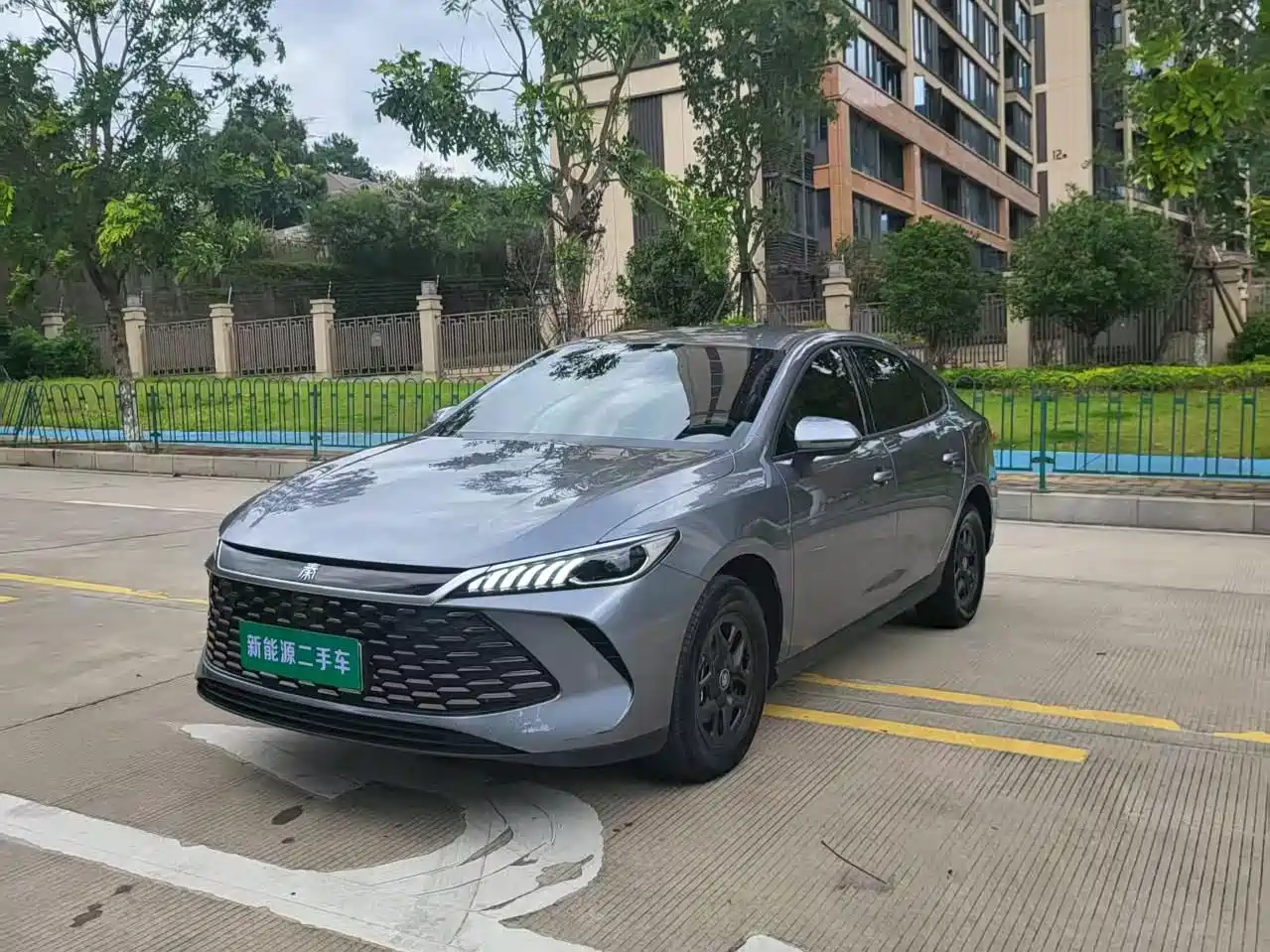 Фото 1 - BYD Qin PLUS