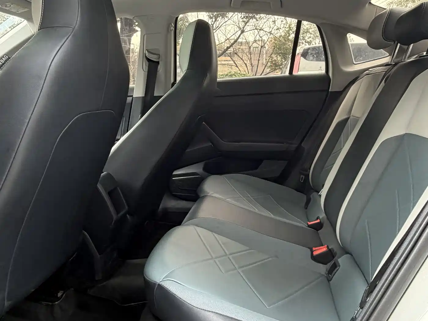 Volkswagen Lavida 2023 Xinrui 1.5L Auto Xinyi Edition фото 9
