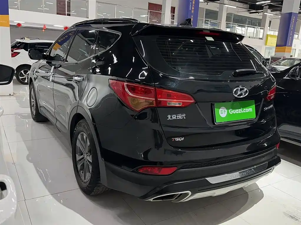 Hyundai Santa Fe 2015 2.0T Automatic 2WD Smart 5-Seater фото 13