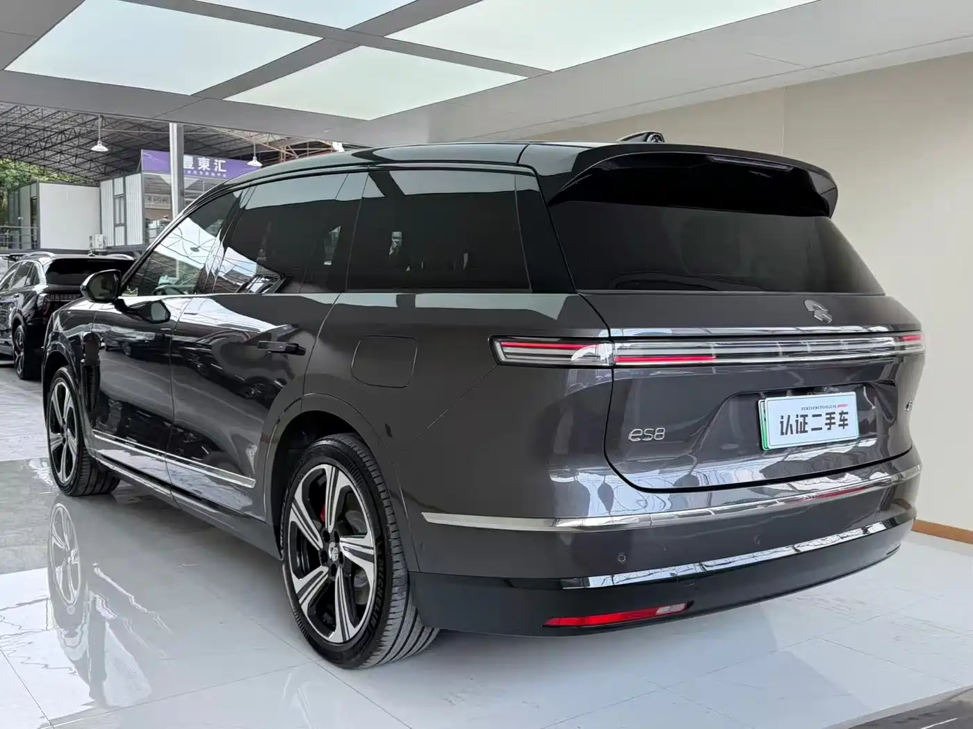 NIO ES8 2025 2025 Model 6-Seat Executive Luxury Edition