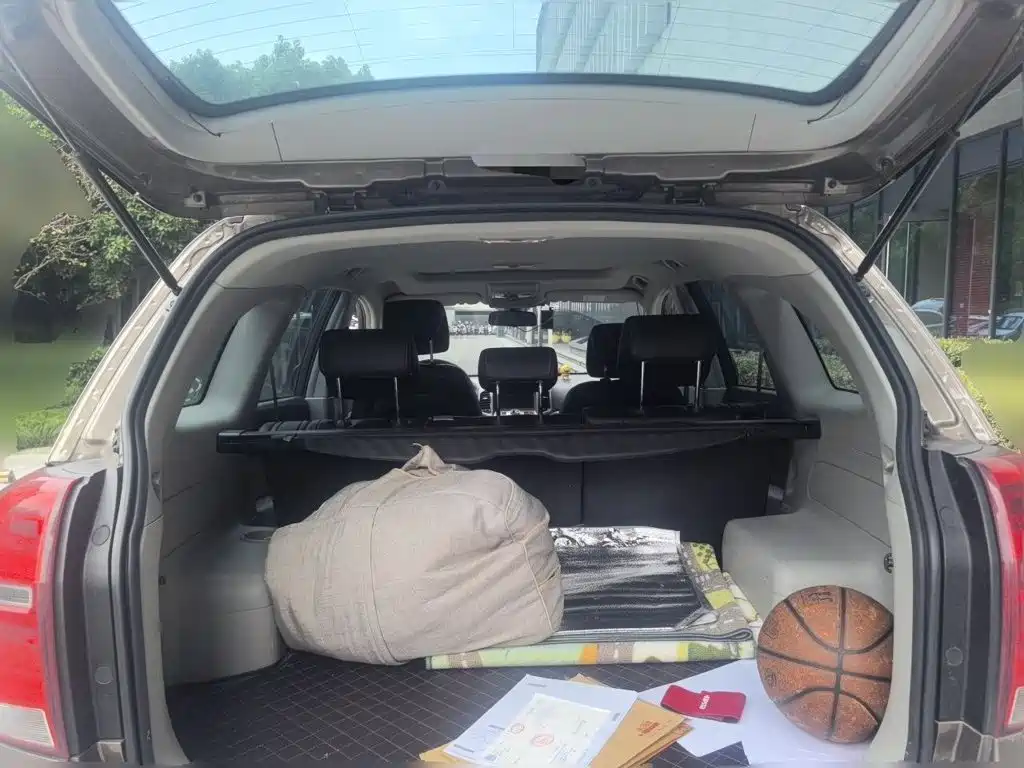 Photo 15 - Chevrolet Captiva