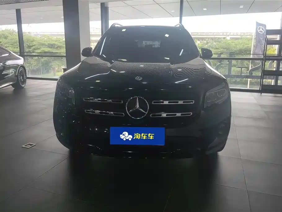 Mercedes-Benz GLB 2023 GLB 220 4MATIC фото 2