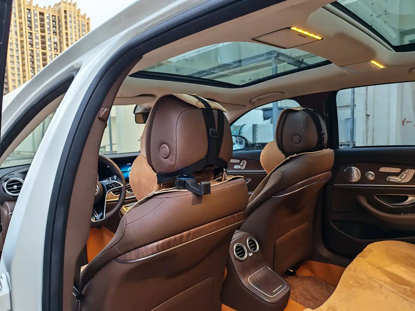 Mercedes-Benz E-Class 2021 E 300 L Luxury фото 18