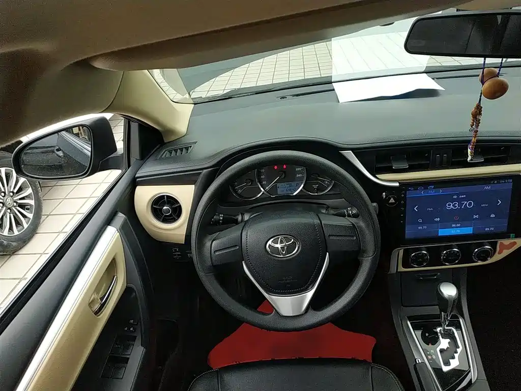 Toyota Corolla 2017 Facelift 1.2T S-CVT GL фото 7