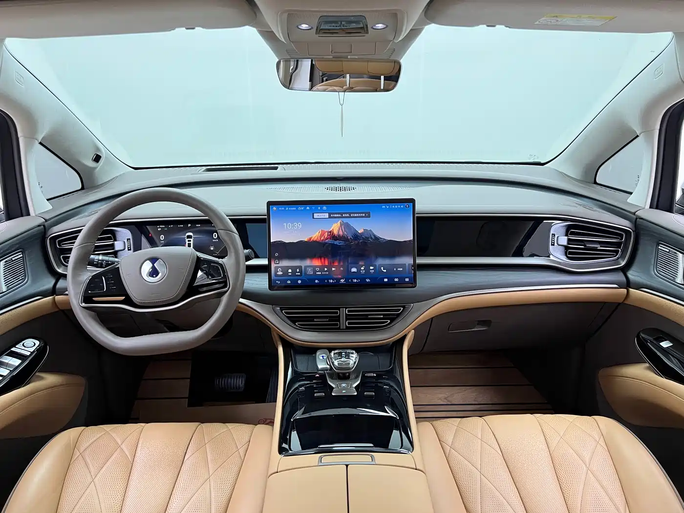 Denza D9 2022 DM-i 970 AWD Flagship фото 23