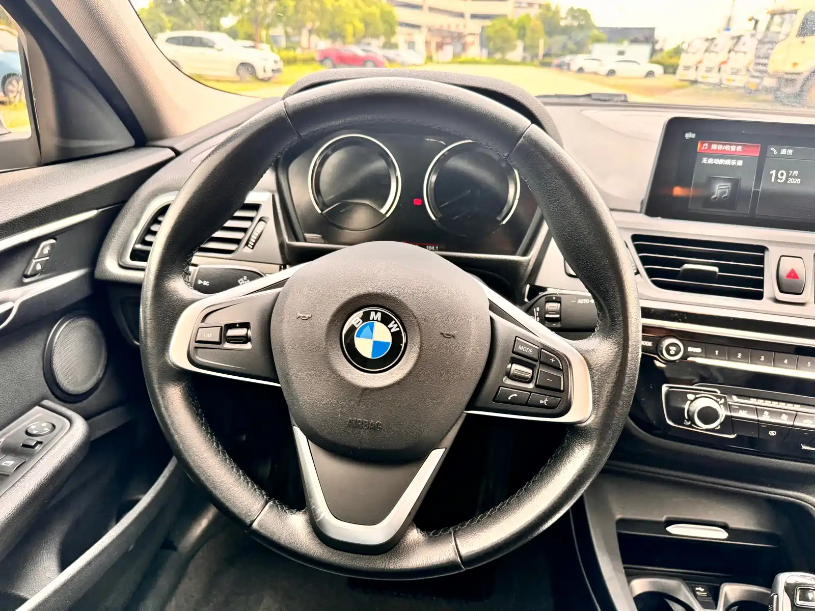 Фото 11 - BMW 1 Series