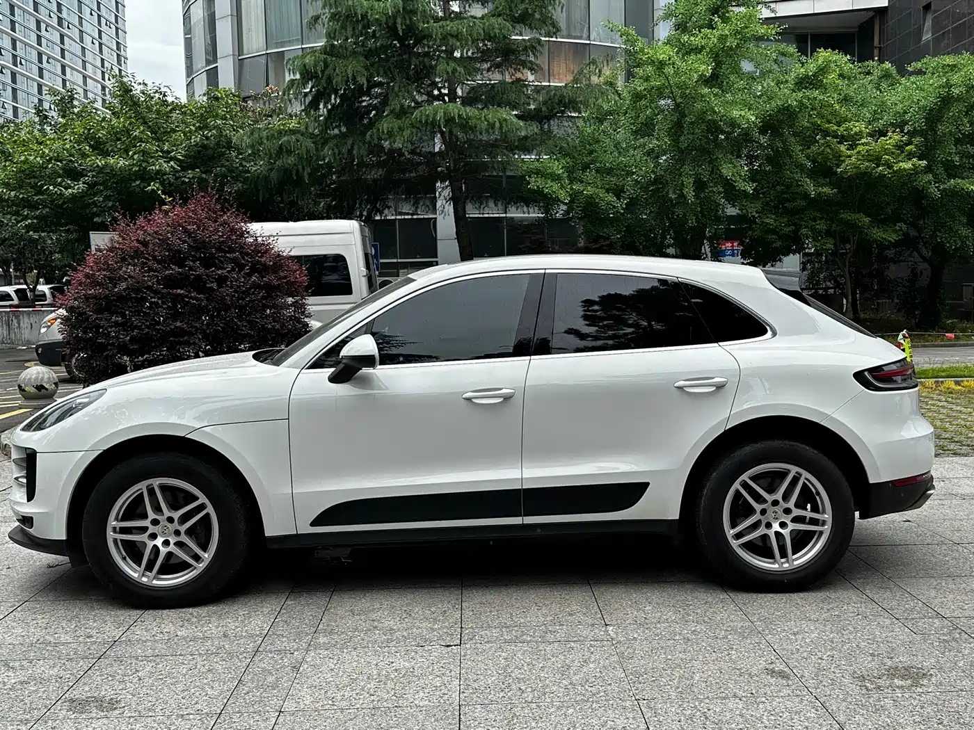 Porsche Macan 2018 Macan 2.0T фото 4