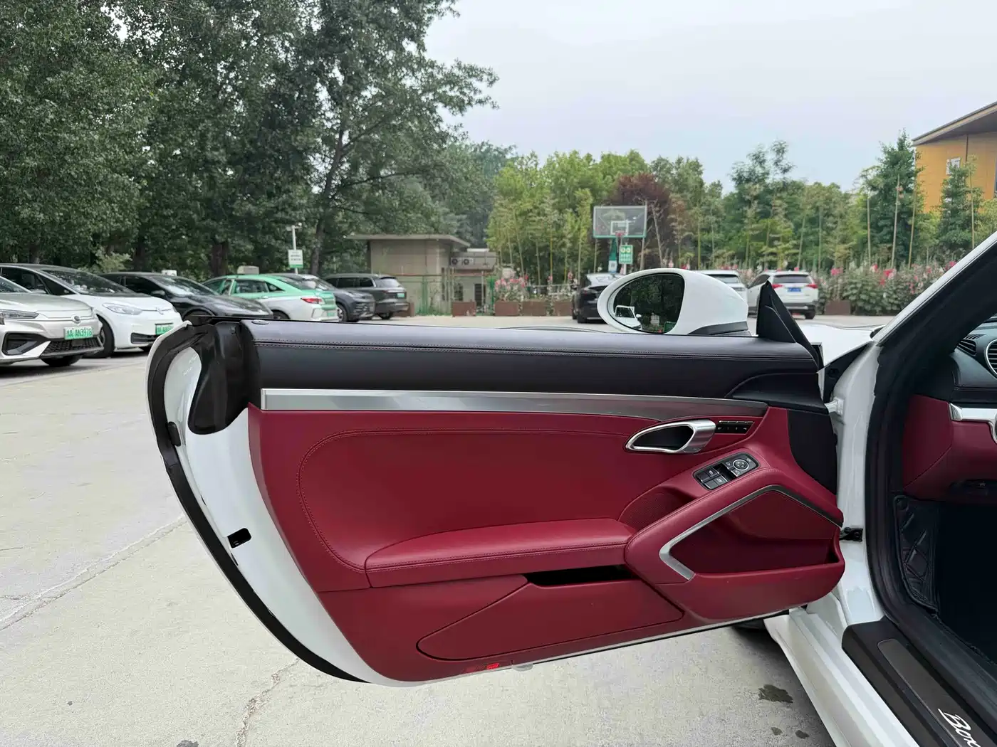 Porsche 718 2023 Boxster Style Edition 2.0T фото 10