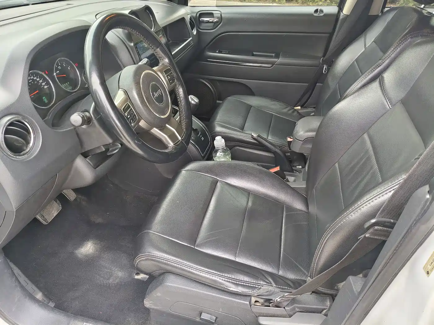 Photo 7 - Jeep Compass (Import)