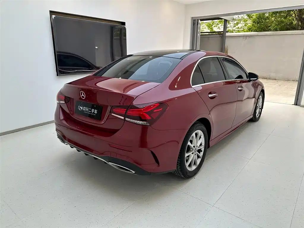 MERCEDES-BENZ CLASS A