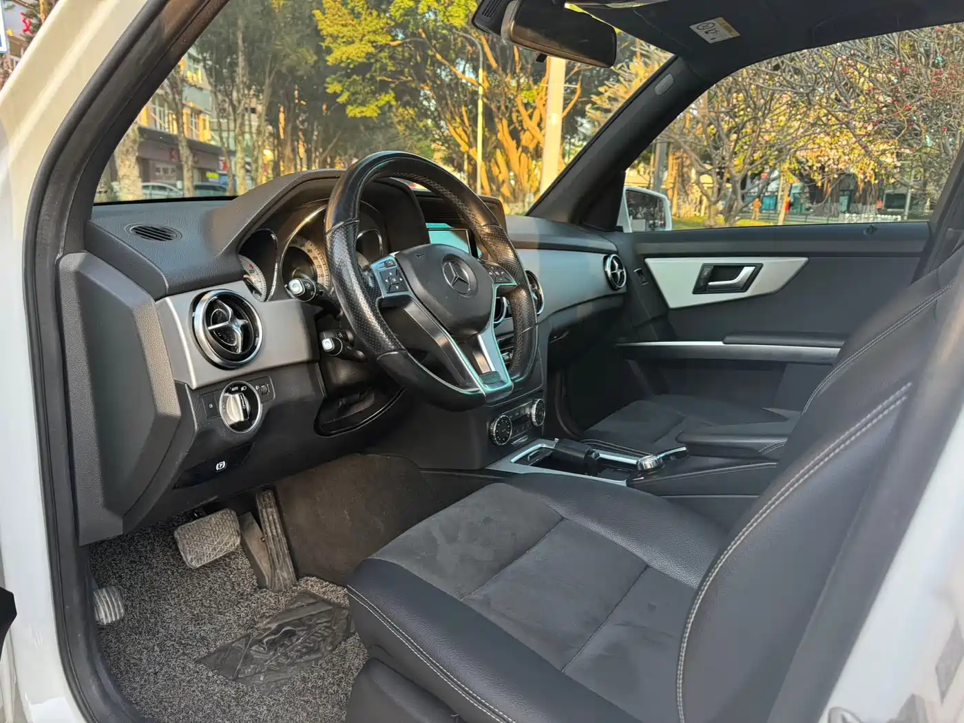 Mercedes-Benz GLK-Class 2015 GLK 260 4MATIC Dynamic Ultimate Edition фото 5