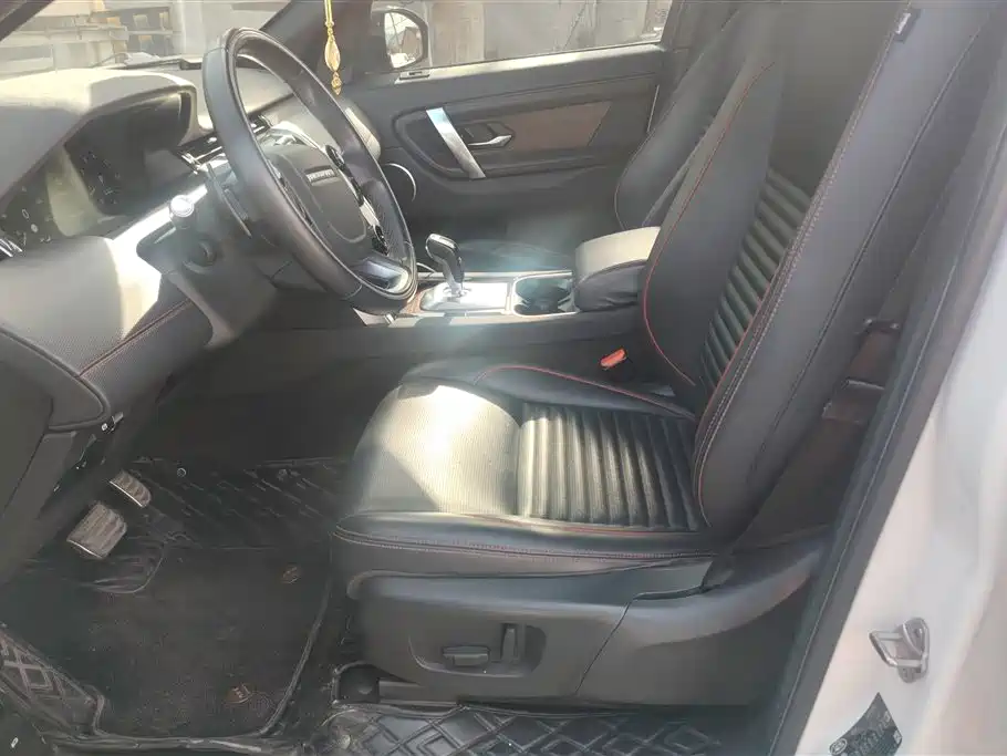 LAND ROVER DISCOVER SPORTS