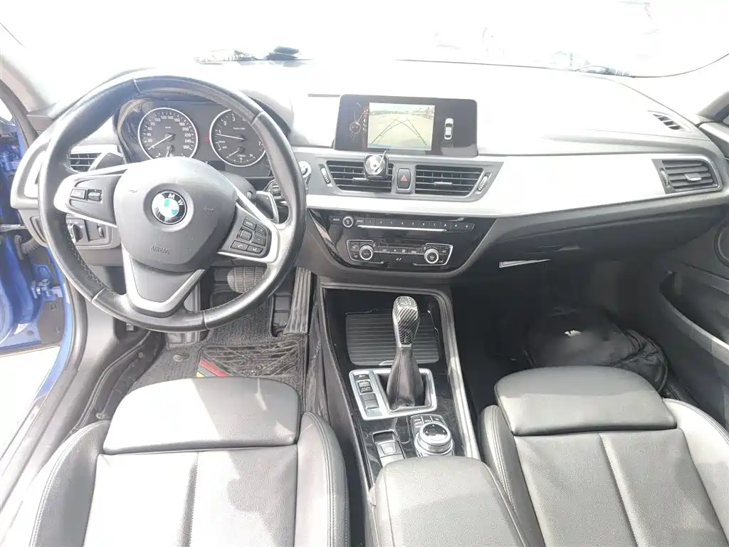 BMW 1 Series 2017 120i Design Package фото 6