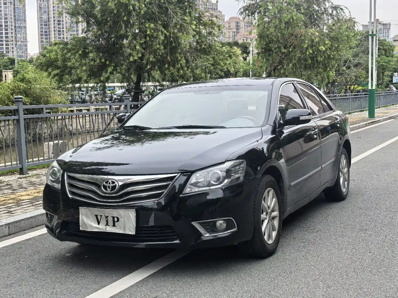 Toyota Camry 2013 200G Classic Luxury Edition